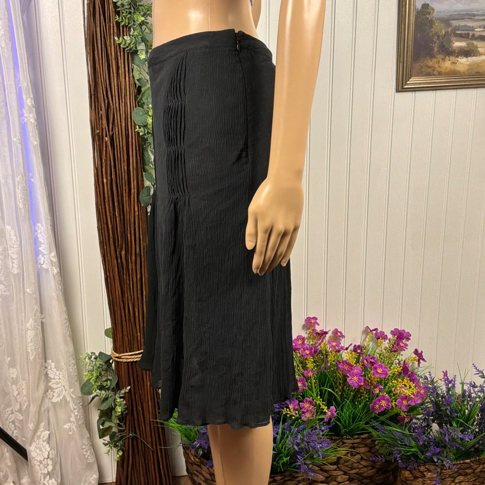 Ann Taylor Skirt Womens 4 Black Excellent Silk Pleated Textured A-Line